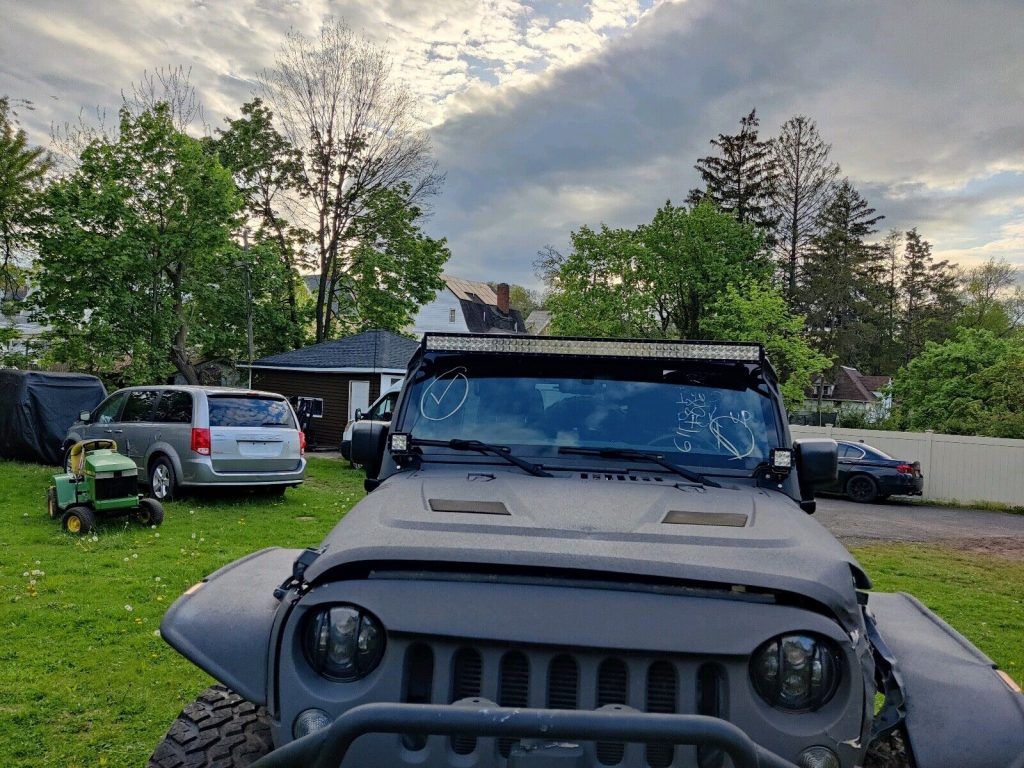 2014 Jeep Wrangler SPORT