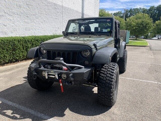 2016 Jeep Wrangler SPORT