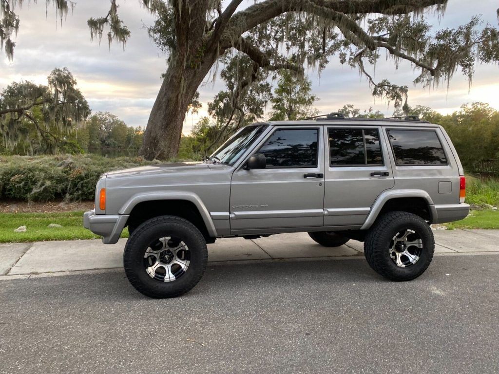 2000 Jeep Cherokee LIMITED