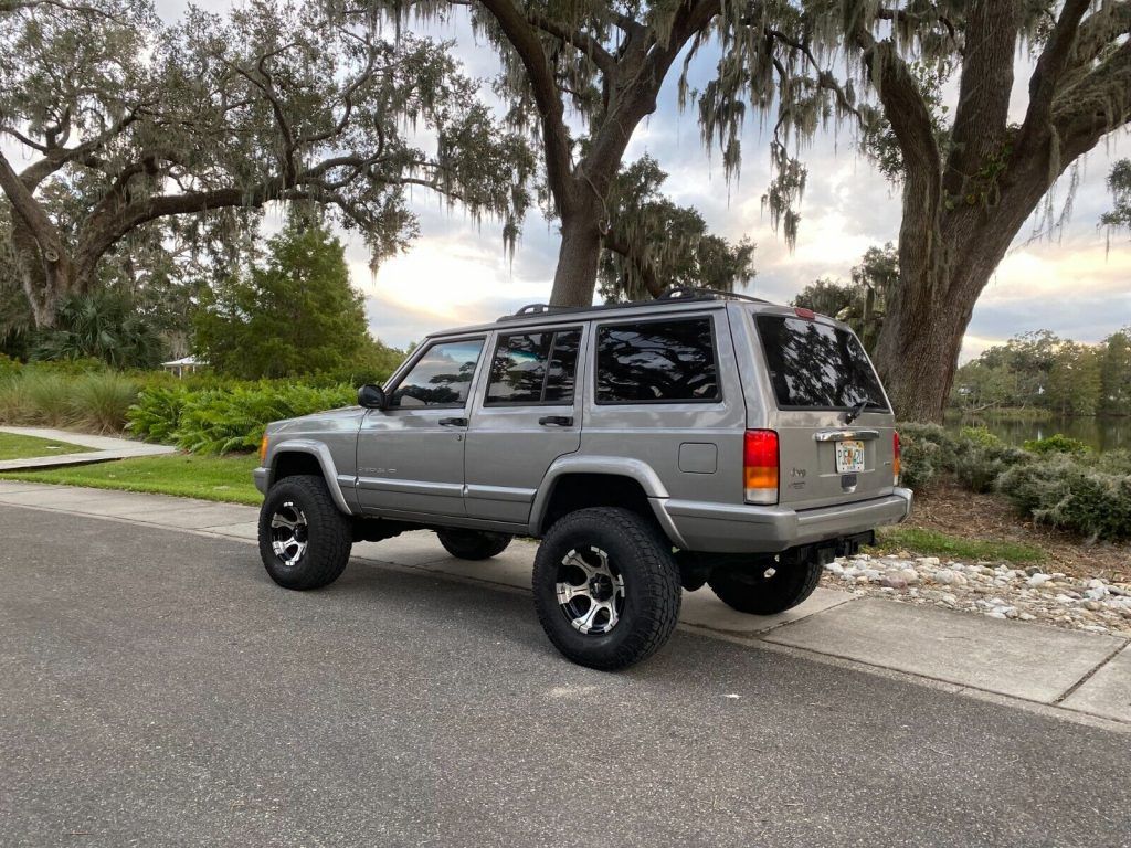 2000 Jeep Cherokee LIMITED