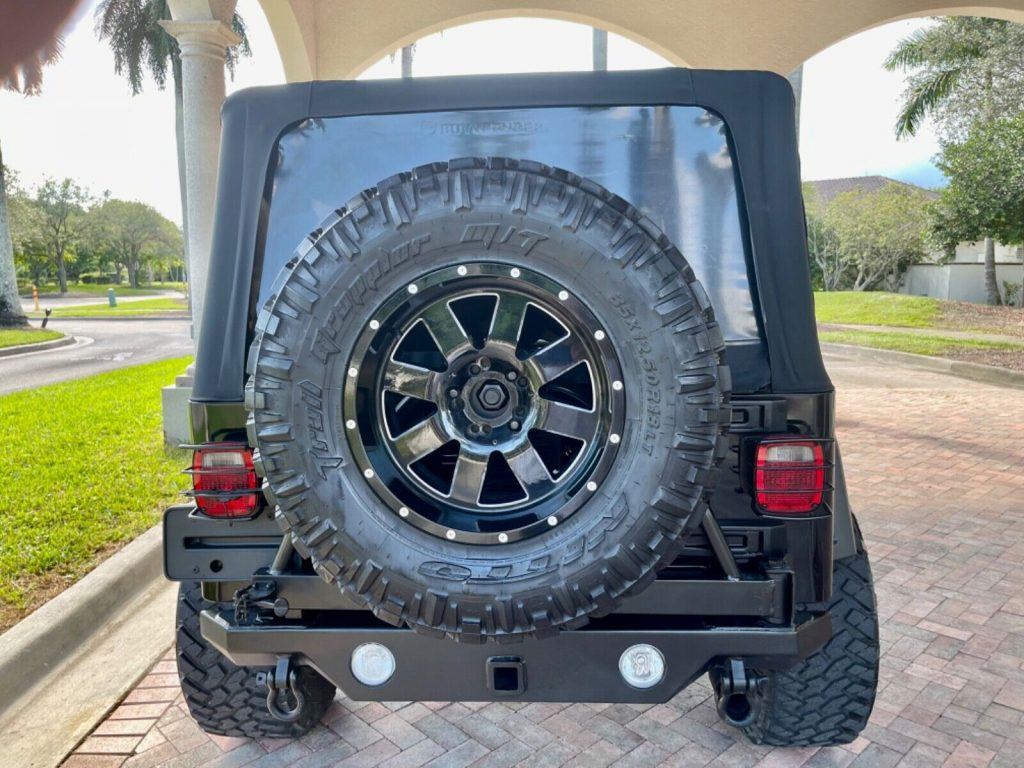 2005 Jeep Wrangler Unlimited LJ RUBICON 39,000 miles NO RUST