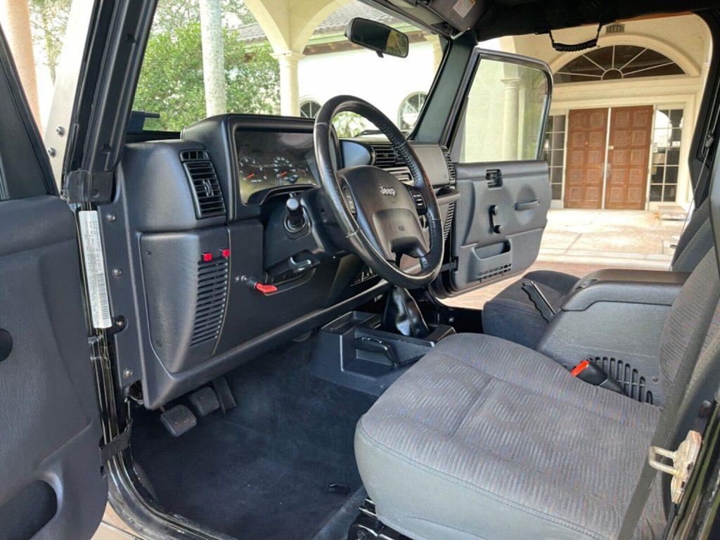 2005 Jeep Wrangler Unlimited LJ RUBICON 39,000 miles NO RUST