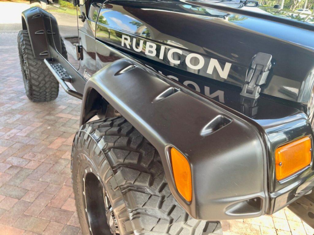 2005 Jeep Wrangler Unlimited LJ RUBICON 39,000 miles NO RUST