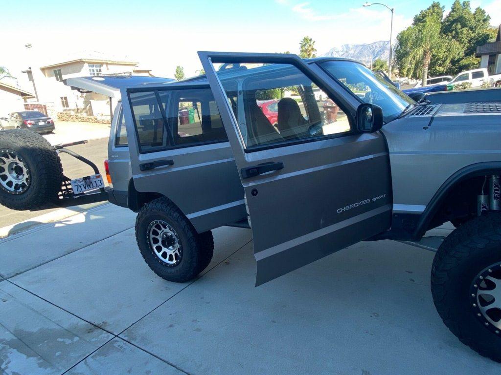 2001 Jeep Cherokee SPORT