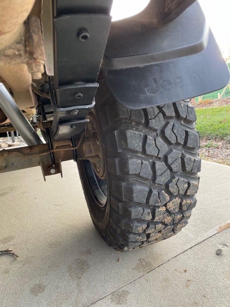 1999 Jeep Cherokee SE