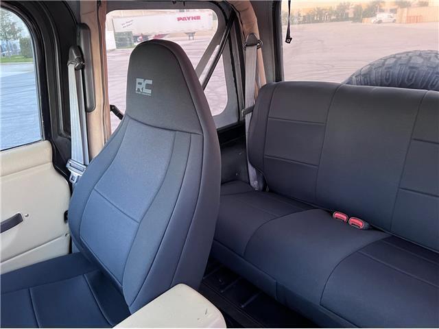 2000 Jeep Wrangler Sahara