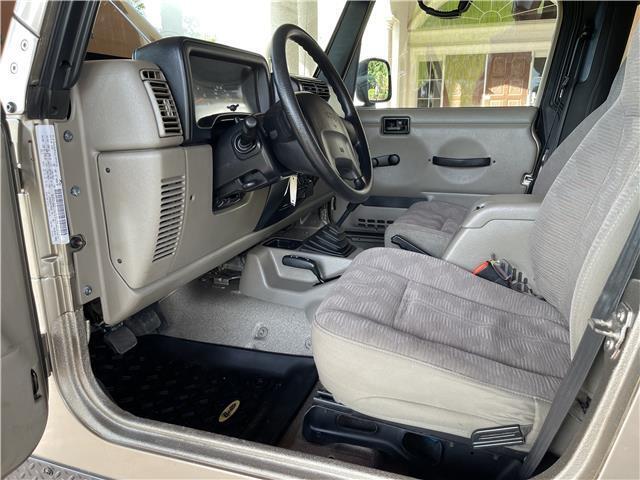 2004 Jeep Wrangler Rubicon NO RUST or Accidents Florida Owned