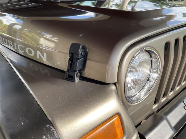 2004 Jeep Wrangler Rubicon NO RUST or Accidents Florida Owned