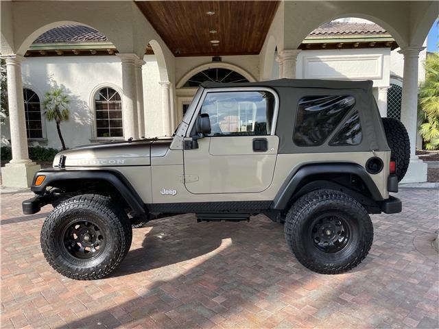 2004 Jeep Wrangler Rubicon NO RUST or Accidents Florida Owned