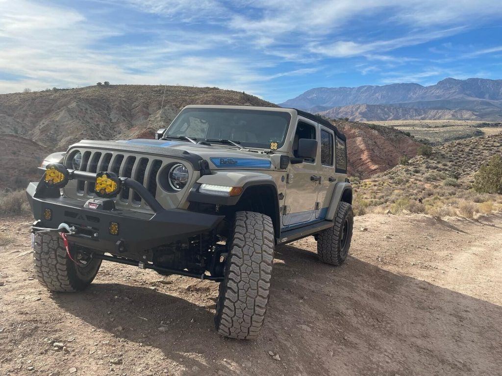 2022 Jeep Wrangler –