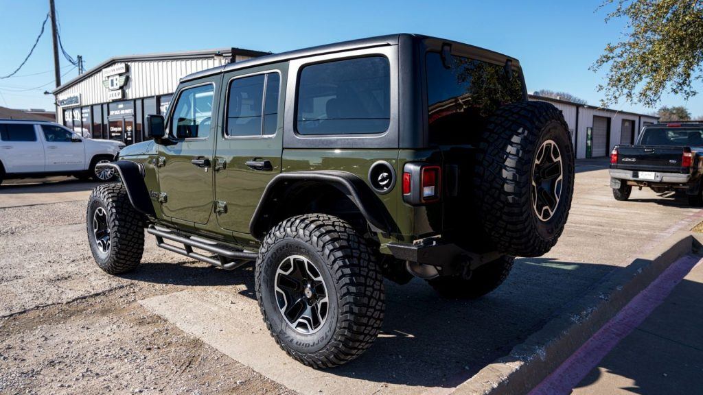 2022 Jeep Wrangler Unlimited Willys Black Mountain Edition–