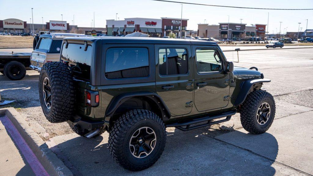 2022 Jeep Wrangler Unlimited Willys Black Mountain Edition–