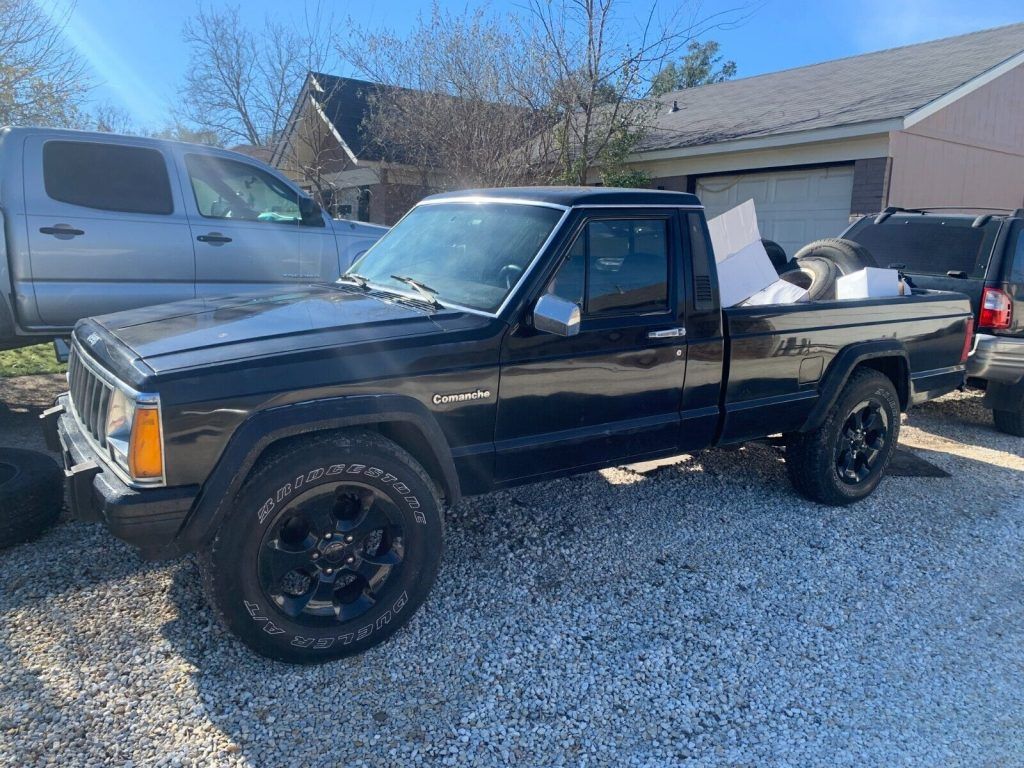 1992 Jeep Comanche Pioneer–
