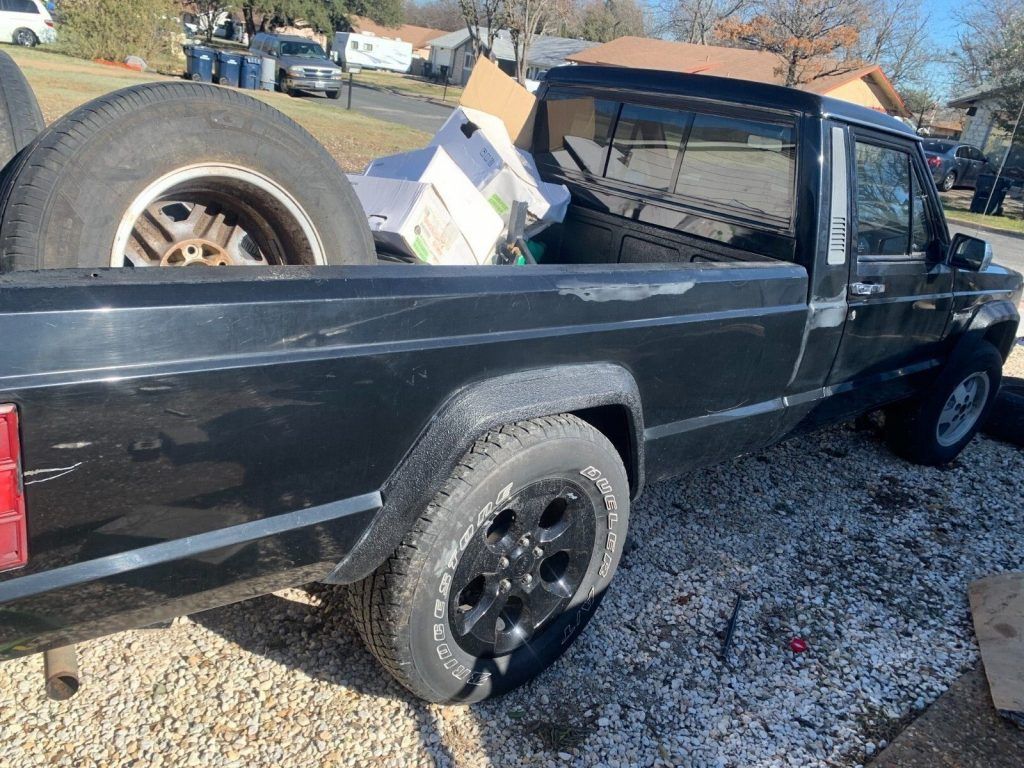 1992 Jeep Comanche Pioneer–