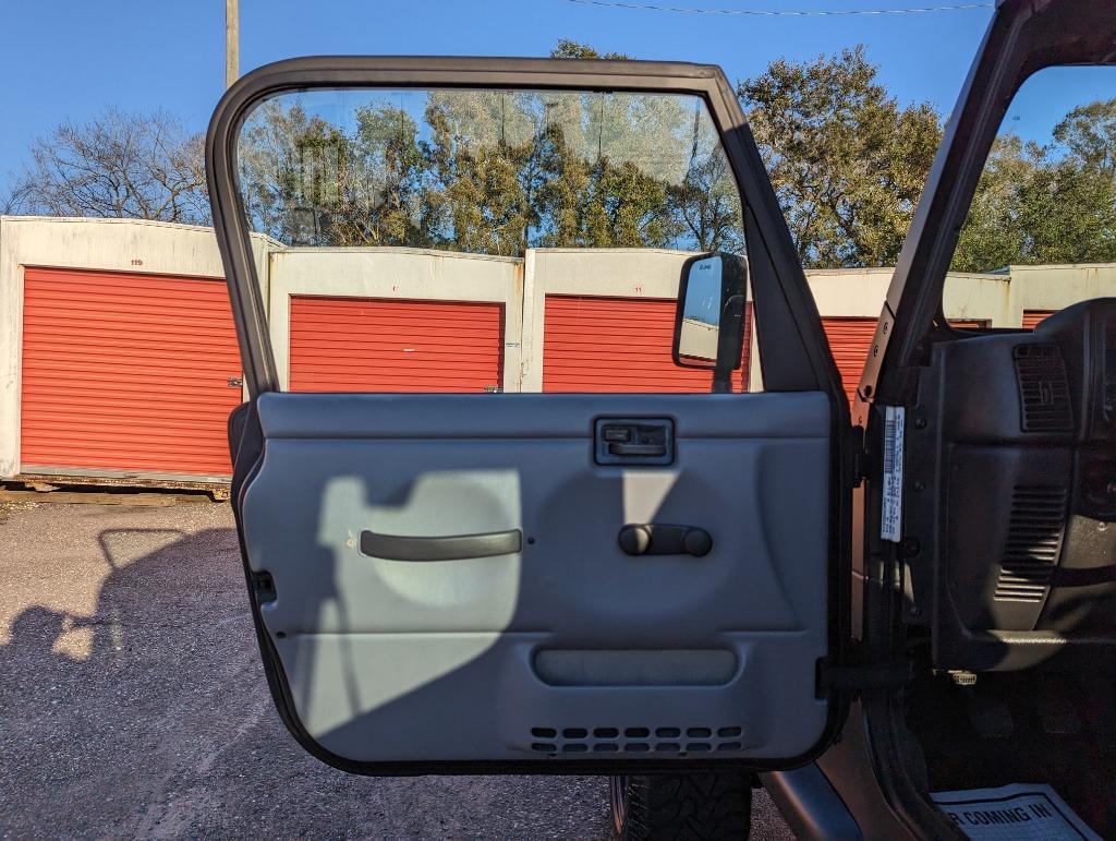 2000 Jeep Wrangler SE