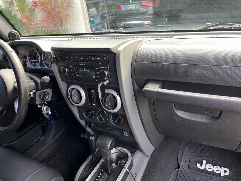 2008 Jeep Wrangler Sahara–