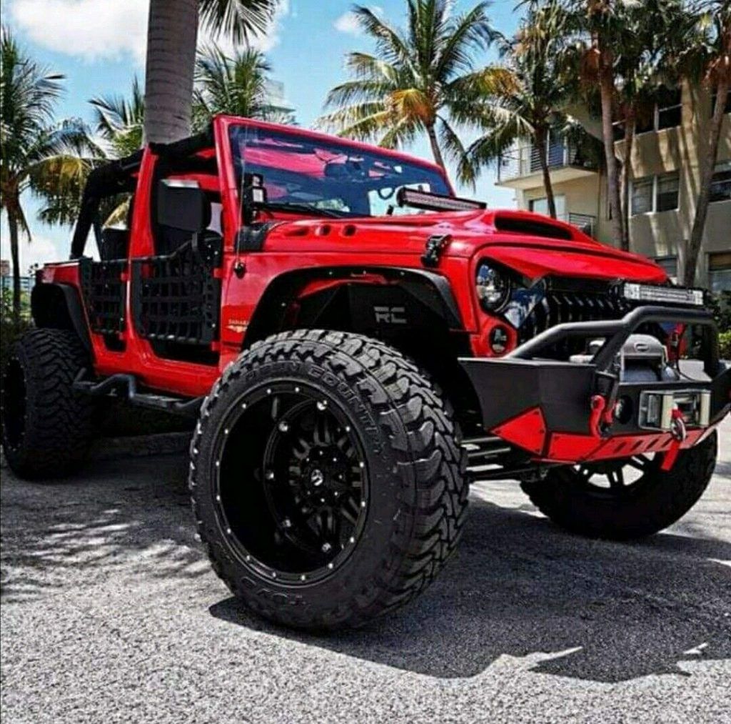 2015 Jeep Wrangler Sahara–