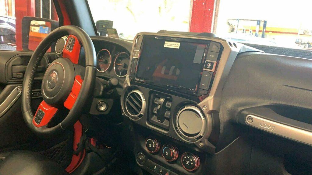 2015 Jeep Wrangler Sahara–