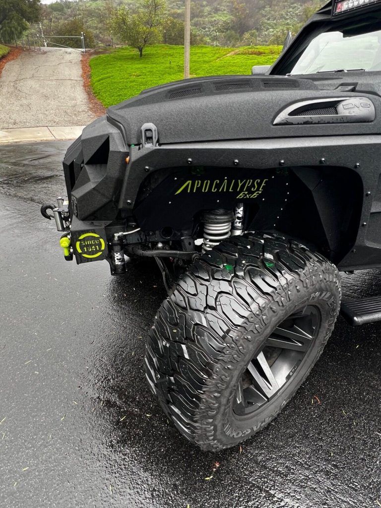 2022 Jeep Gladiator Sport–