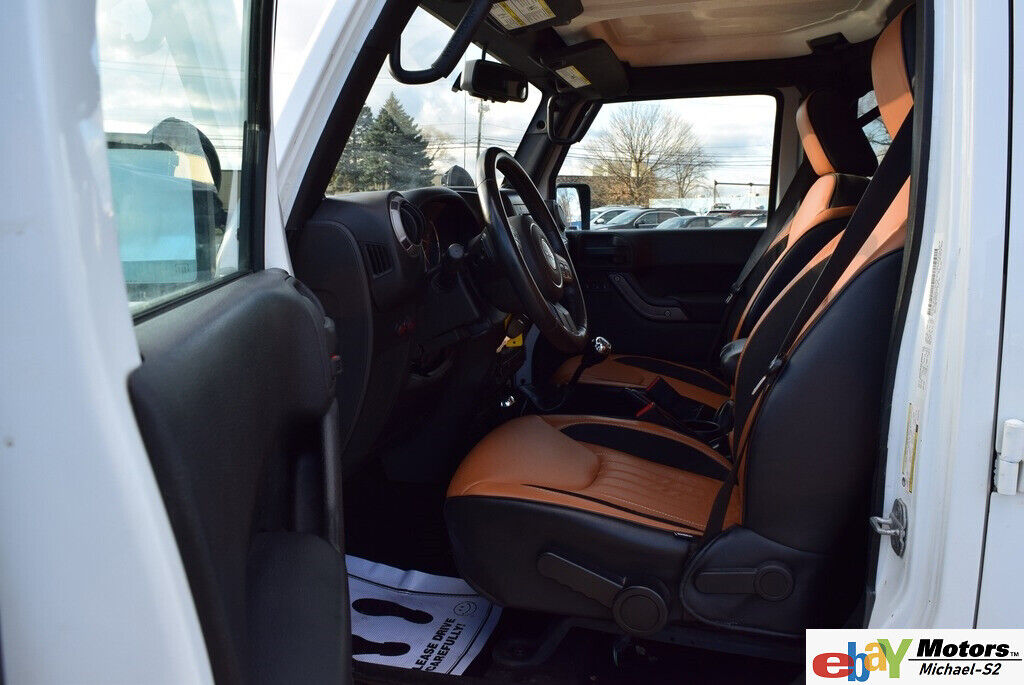 2013 Jeep Wrangler 4X4 Trail Unlimited Sport-Edition(rare Manual)