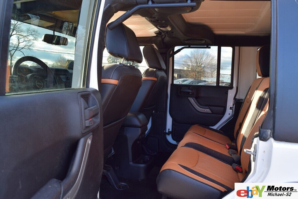 2013 Jeep Wrangler 4X4 Trail Unlimited Sport-Edition(rare Manual)