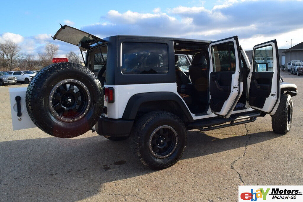 2013 Jeep Wrangler 4X4 Trail Unlimited Sport-Edition(rare Manual)