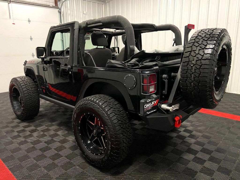 2017 Jeep Wrangler T-Rock Lifted 4×4