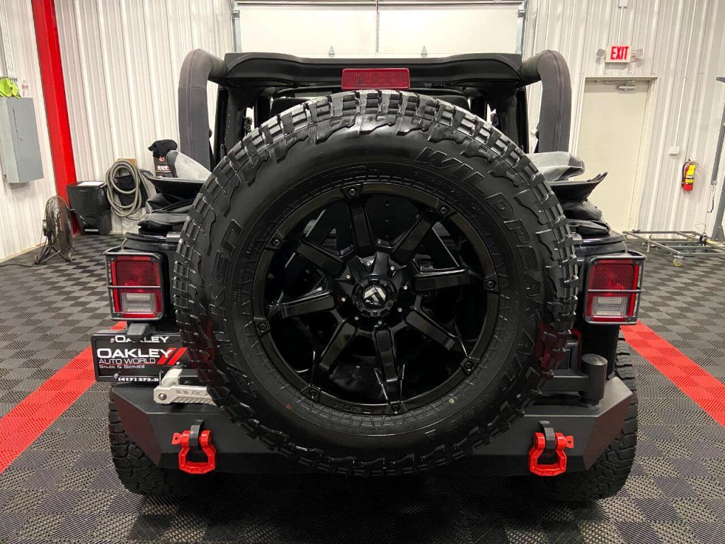 2017 Jeep Wrangler T-Rock Lifted 4×4
