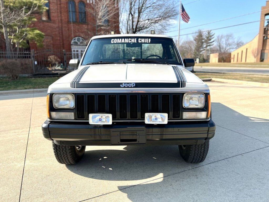 1987 Jeep Comanche Chief