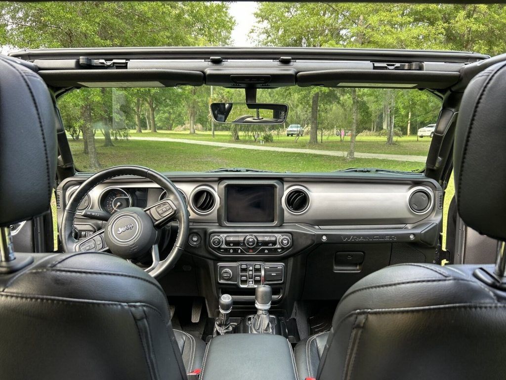 2021 Jeep Wrangler Sport SUV 4D