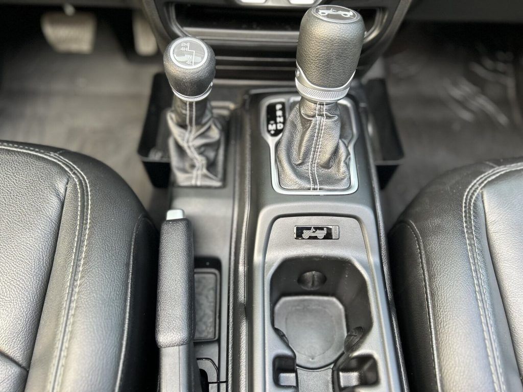 2021 Jeep Wrangler Sport SUV 4D