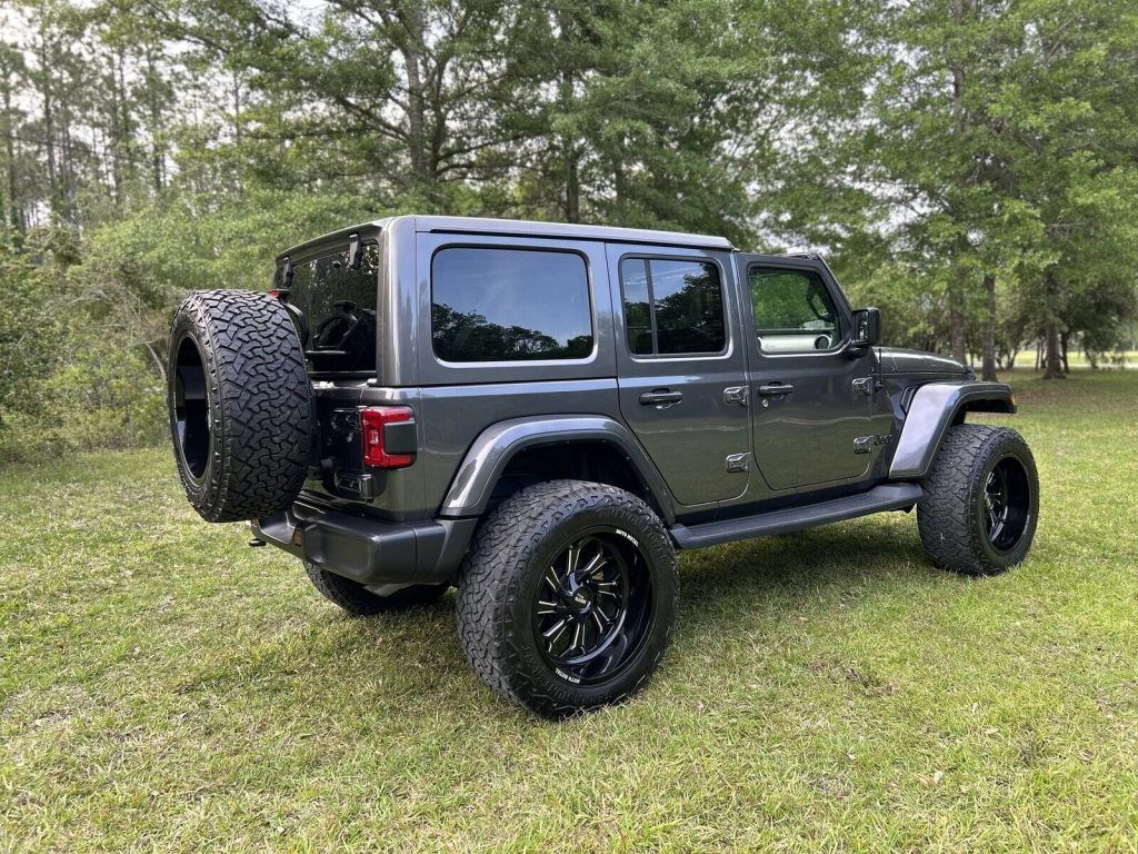 2021 Jeep Wrangler Sport SUV 4D