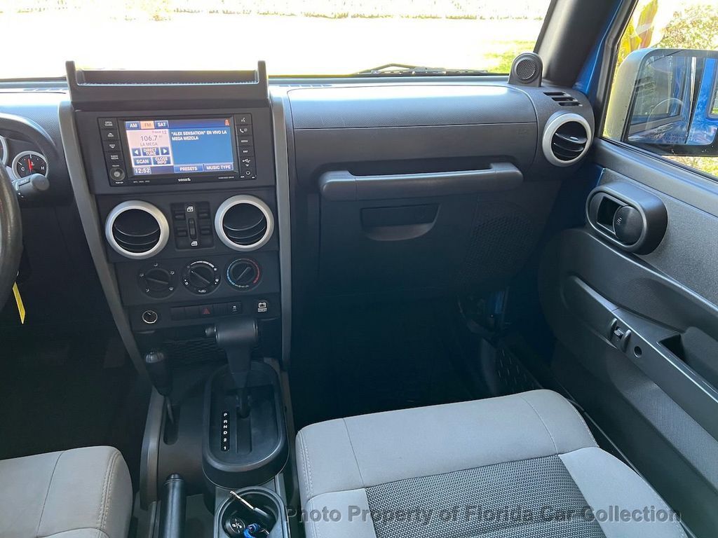 2010 Jeep Wrangler Unlimited Sahara 4WD Hardtop Convertible