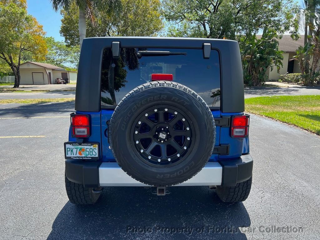 2010 Jeep Wrangler Unlimited Sahara 4WD Hardtop Convertible