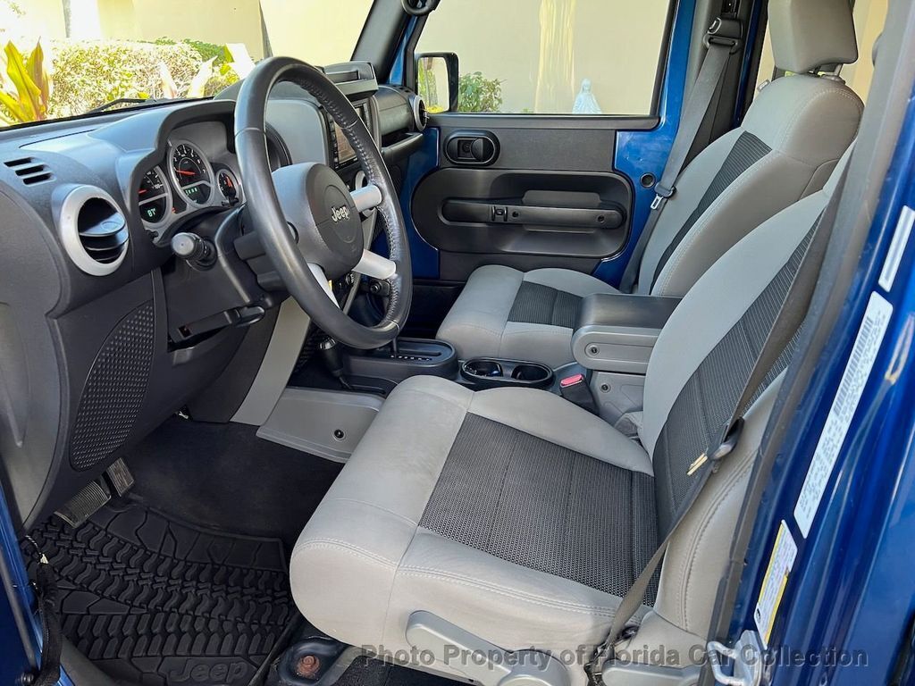 2010 Jeep Wrangler Unlimited Sahara 4WD Hardtop Convertible