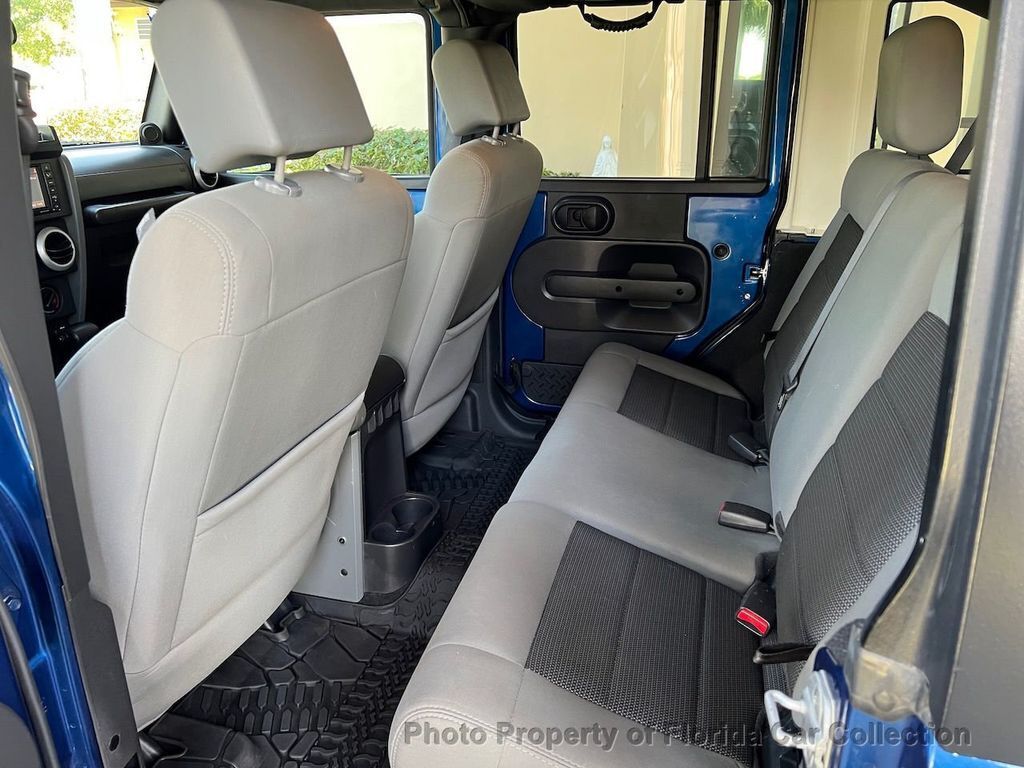2010 Jeep Wrangler Unlimited Sahara 4WD Hardtop Convertible