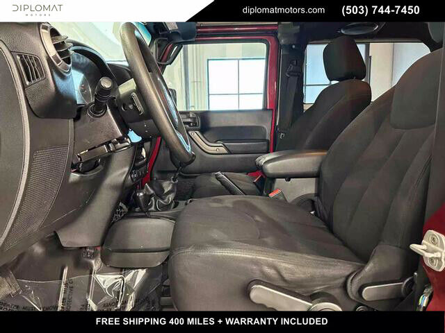 2013 Jeep Wrangler Sport SUV 2D