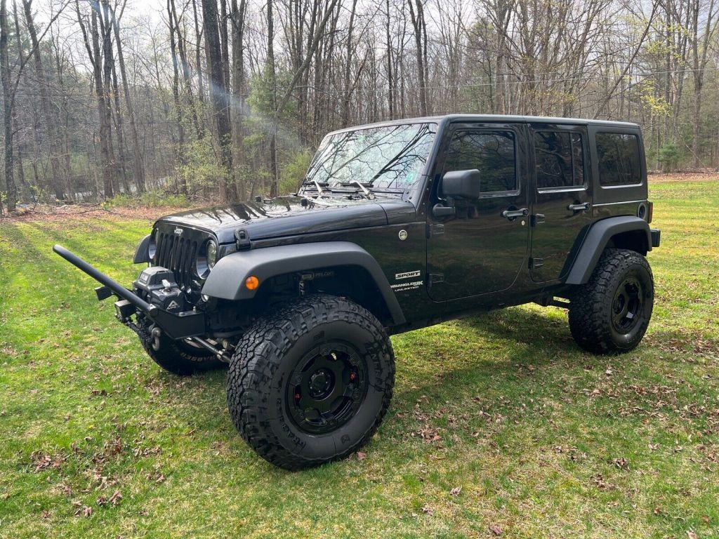 2018 Jeep Wrangler Sport