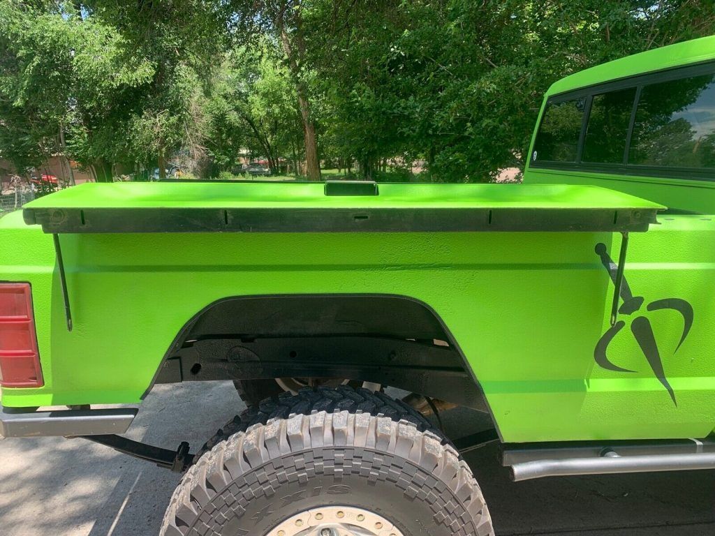 1990 Jeep Comanche Pioneer