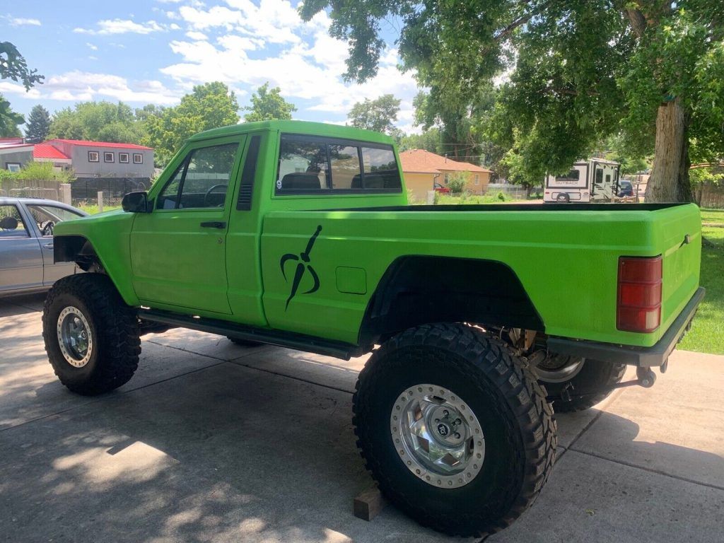 1990 Jeep Comanche Pioneer