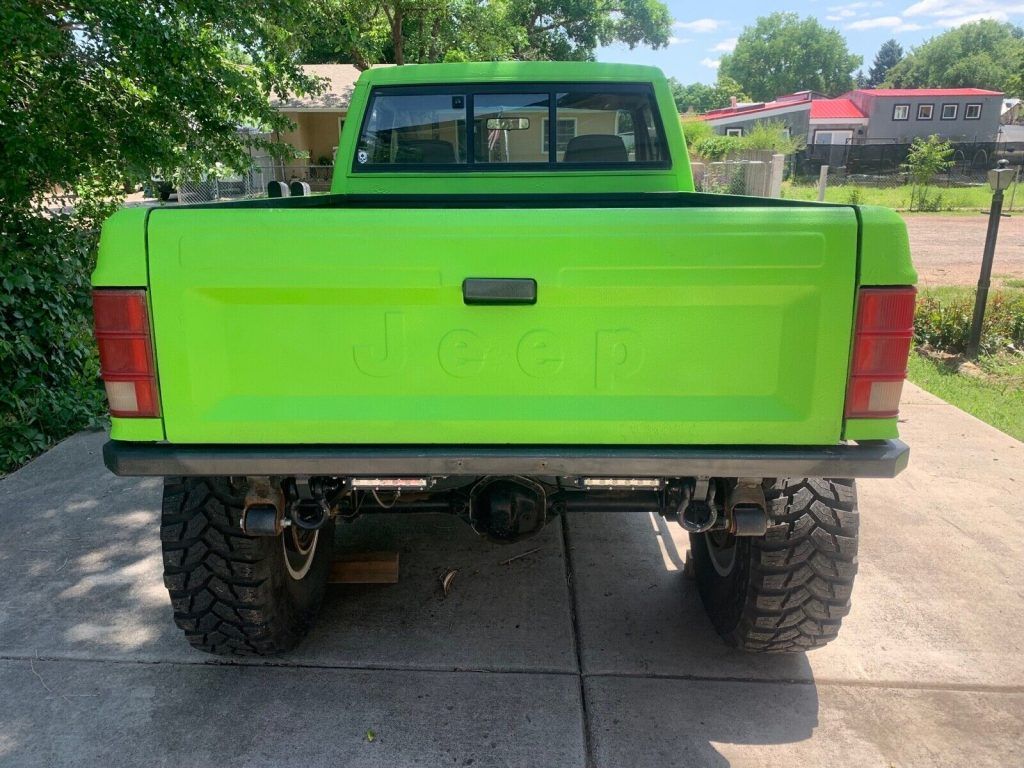 1990 Jeep Comanche Pioneer