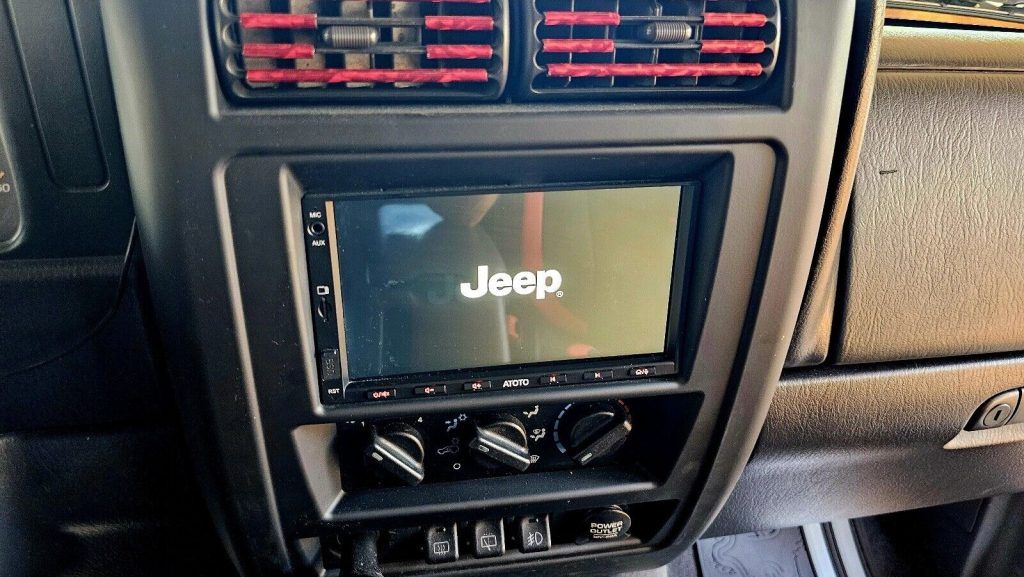 2000 Jeep Cherokee Classic