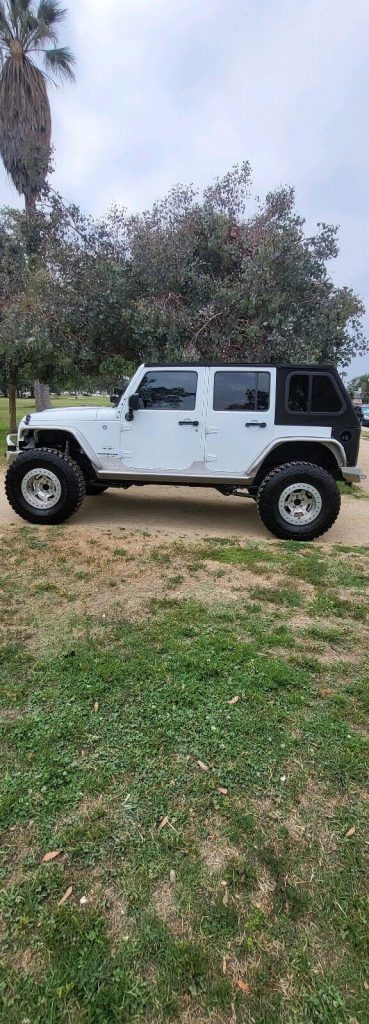 2016 Jeep Wrangler Sahara