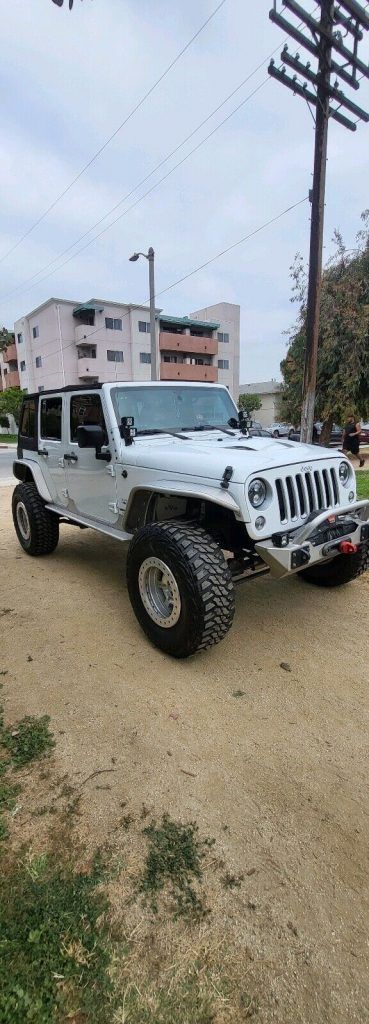 2016 Jeep Wrangler Sahara