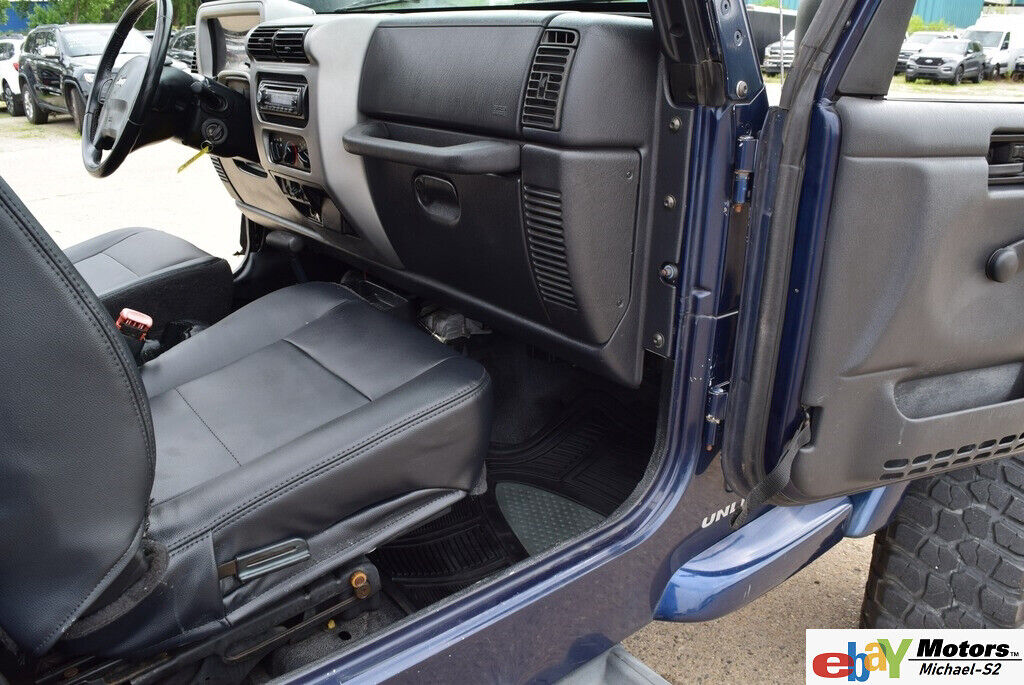 2006 Jeep Wrangler 4X4 4.0L Unlimited-Edition(sport 2 Door / SOfT ToP)
