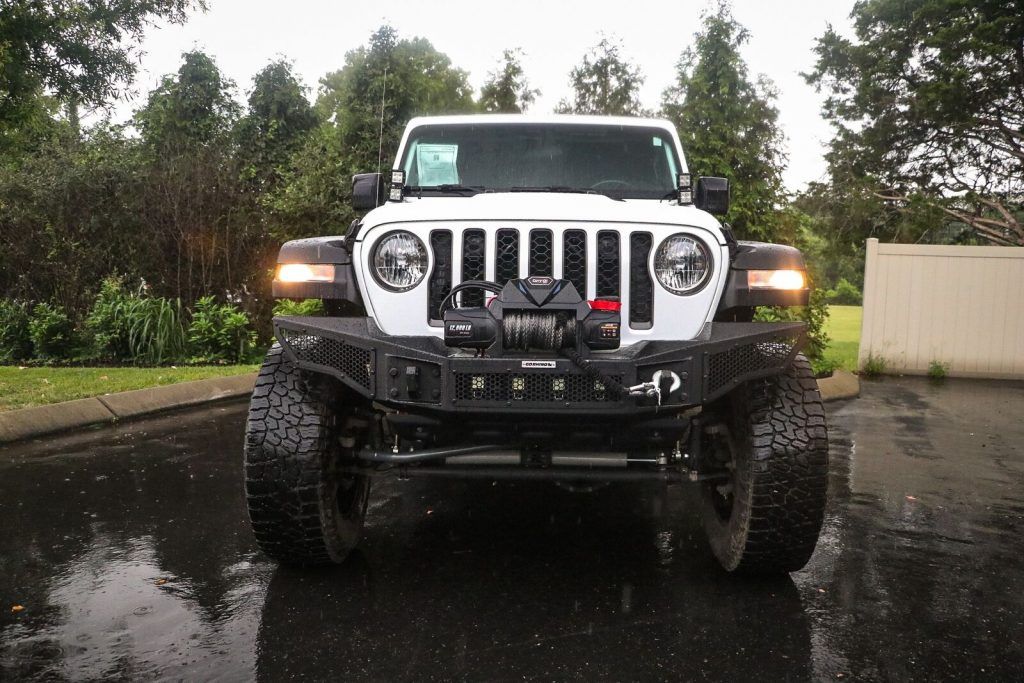 2020 Jeep Gladiator Rubicon 4X4 Hardtop W/aftermarket