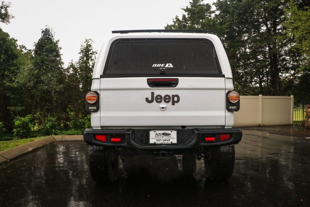 2020 Jeep Gladiator Rubicon 4X4 Hardtop W/aftermarket