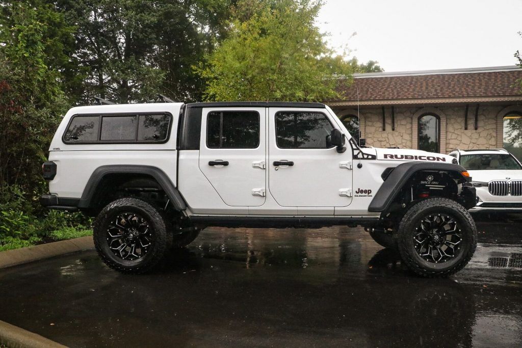 2020 Jeep Gladiator Rubicon 4X4 Hardtop W/aftermarket