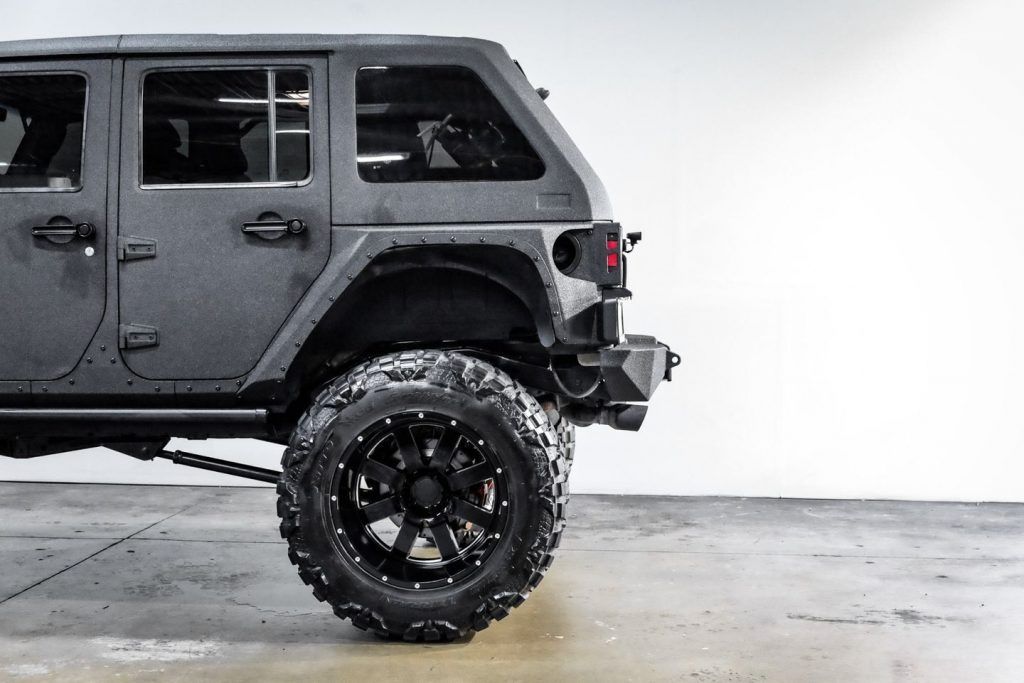 2012 Jeep Wrangler Sport 8″ Long Arm Lift 22″ Moto Metal 40″ Nitto MT