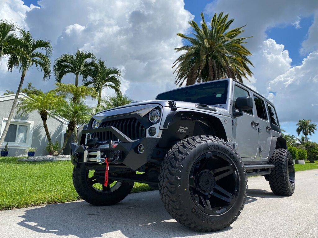 2018 Jeep Wrangler RARE Custom 1 Of Sahara